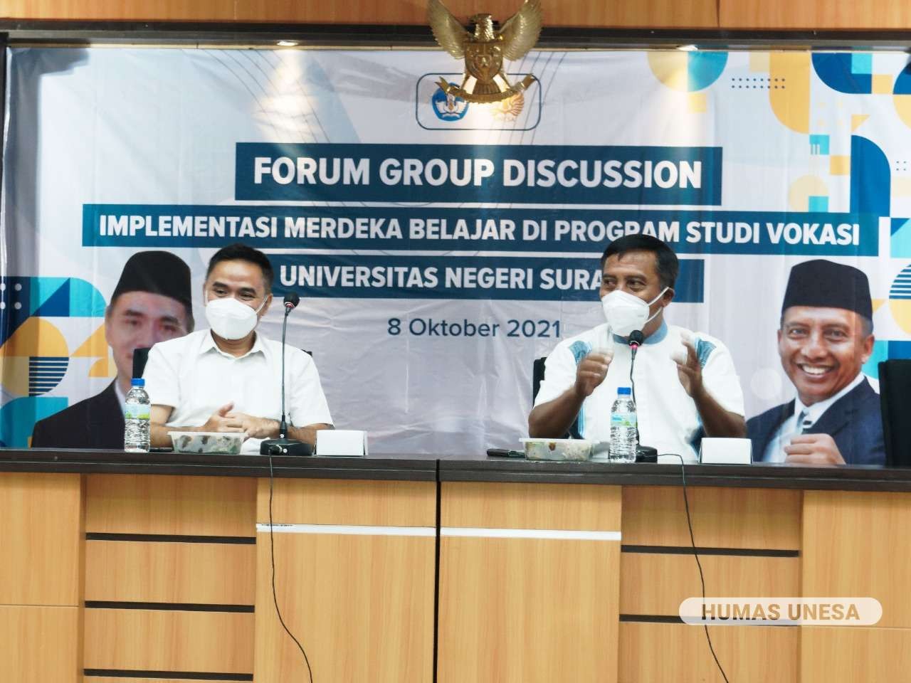 Dirjen Diksi dan Rektor Unesa menggelar Focus Group Discussion (FGD), membahas perkembangan pendidikan vokasi. (Foto: Dok. Humas Unesa)