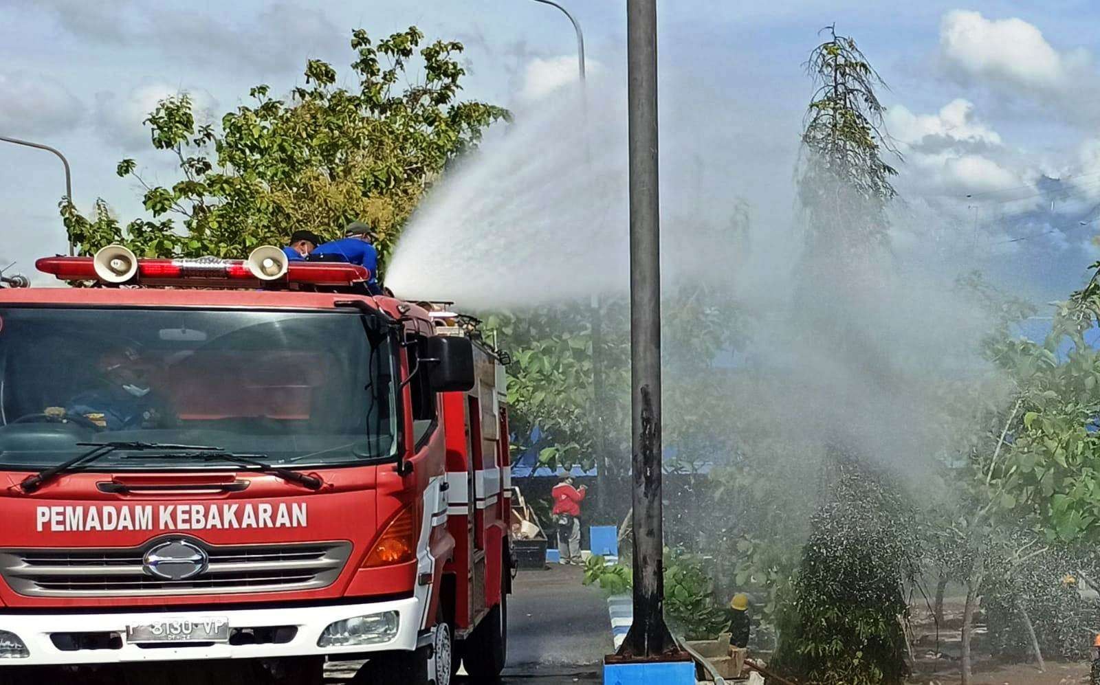 Pemkab Banyuwangi berencana membentuk Dinas Pemadam Kebakaran pada tahun 2022 (foto:Muh Hujaini/Ngopibareng.id)