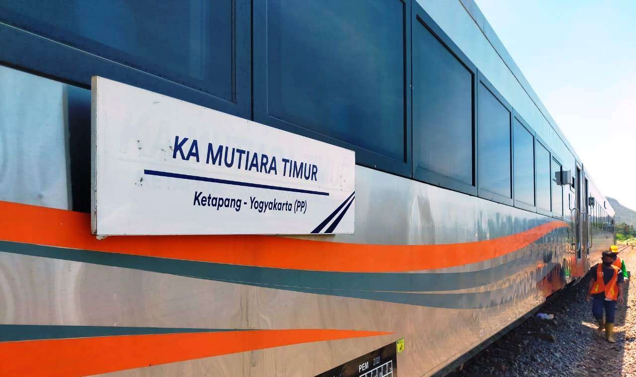 Kereta Api Mutiara Timur relasi Ketapang-Yogyakarta kita sudah beroperasi kembali. (Foto: Istimewa)