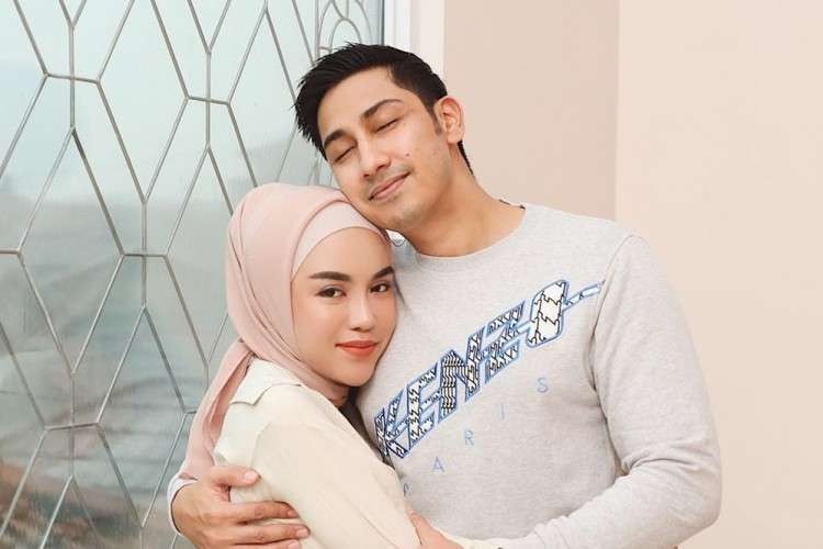 Pasangan Medina Zein dan Lukman Azhari. (Foto: Instagram)