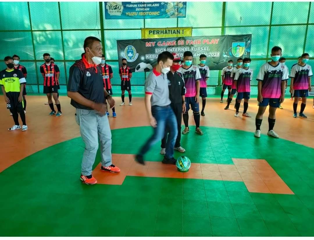 Liga internal futsal Kabupaten Kediri jadi ajang pencarian bakat atlet futsal Poprov 2022. (Foto: Fendhy Plesmana/Ngopi bareng.id)