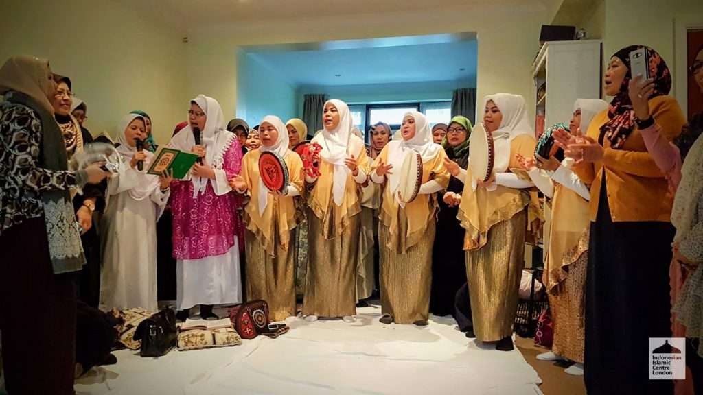 Komunitas Muslim asal Indonesia, di London, Inggris, dalam Group Rebana An-Nisa'. (Foto: Istimewa)
