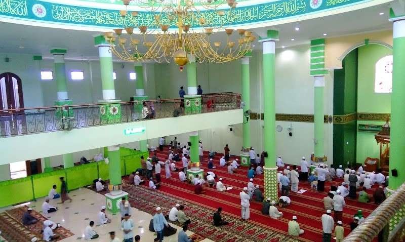 Masjid Agung Raudlatul Jannah, Kota Probolinggo, salah satu tempat ibadah yang akan mendapatkan subsidi listrik. (Foto: Ikhsan Mahmudi/Ngopibareng.id)