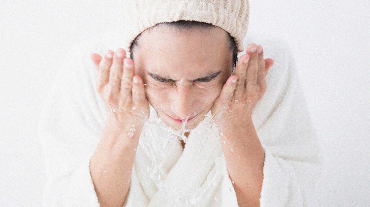 Ilustrasi mencuci muka. (Foto: Istimewa)