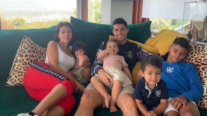 Keluarga Cristiano Ronaldo. (Foto: Istimewa)
