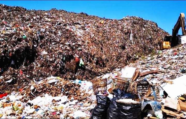 Dua TPA Bondowoso diprediksi lima tahun lagi tak mampu menampung produksi sampah masyarakat. (foto:guido/ngopibareng.id)