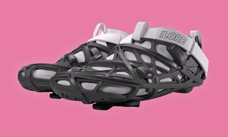 Sepatu LoreOne produksi Lore ini merupakan sepatu custom dengan teknologi 3D printing.