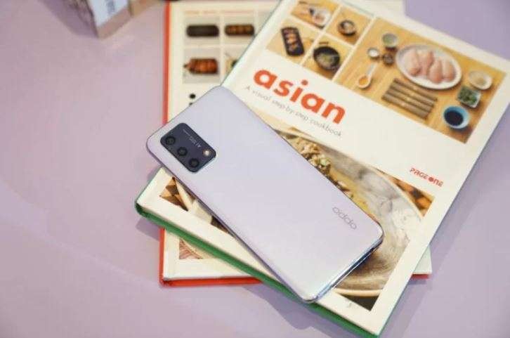 Tampilan bocoran ponsel terbaru OPPO yang diluncurkan November mendatang. (Foto; OPPO Indonesia)
