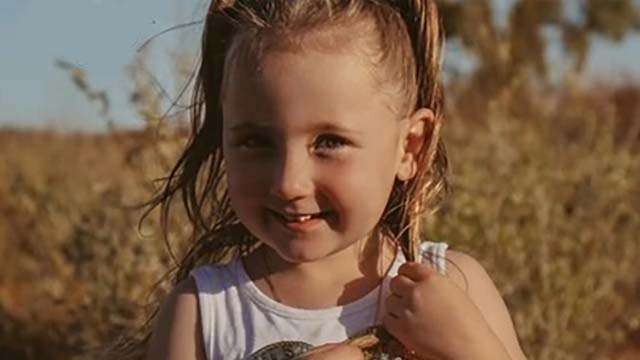 Balita Cleo Smith, 4 tahun, hilang dari perkemahan pedalaman Australia selama 18 hari, dan akhirnya berhasil ditemukan. (Foto: Western Australia Police Force/ Reuters/Al Jazeera)