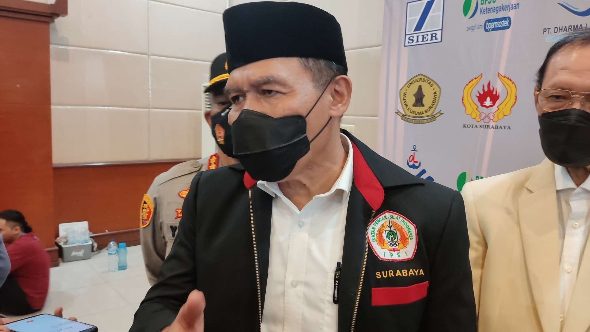 Ketua IPSI Surabaya, Bambang Haryo Soekartono. (Foto: Fariz Yarbo/Ngopibareng.id)