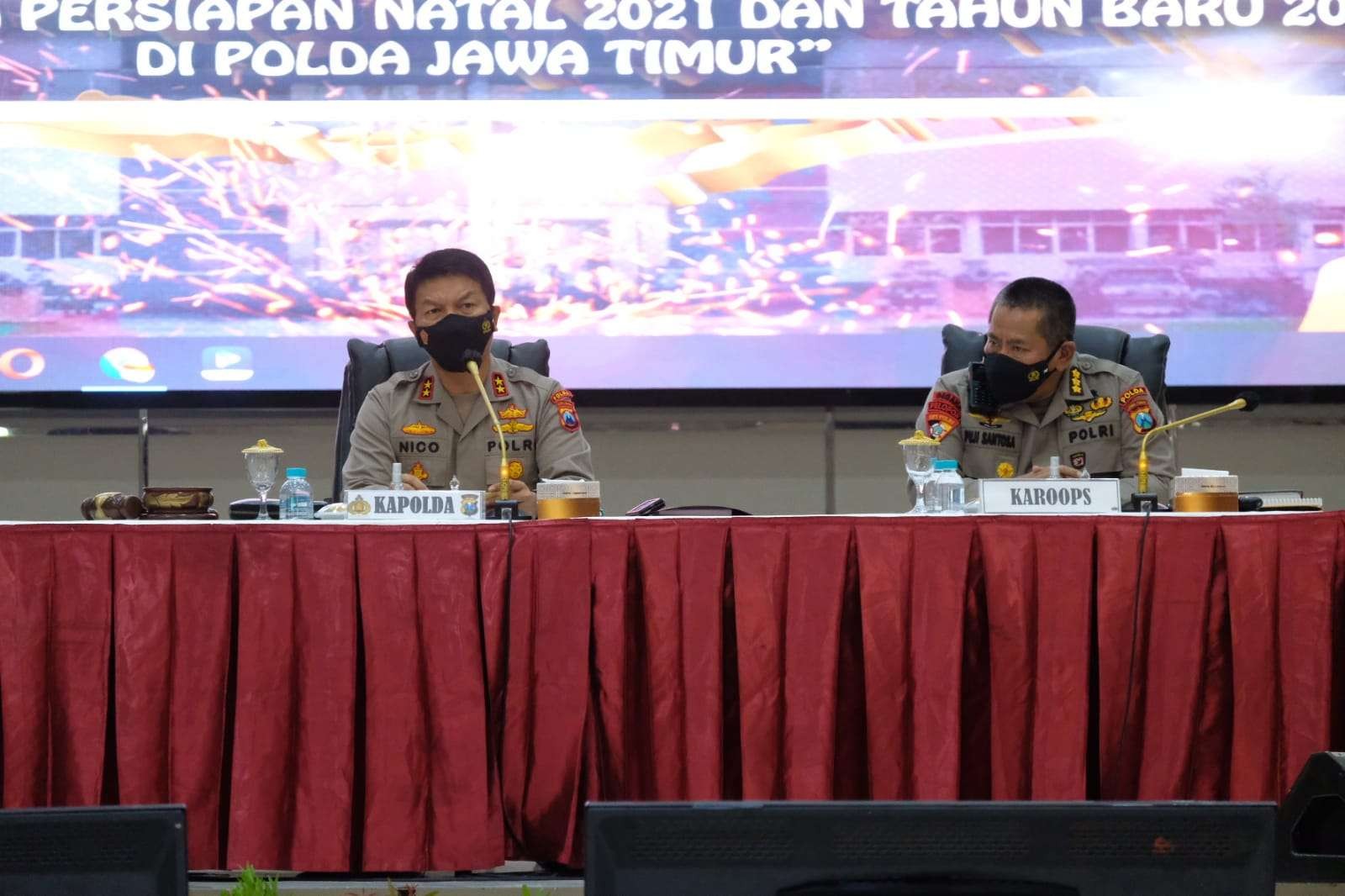 Kapolda Jatim, Irjen Pol Nico Afinta memimpin anev pengamanan di Mapolda Jatim, Surabaya. (Foto: Istimewa)