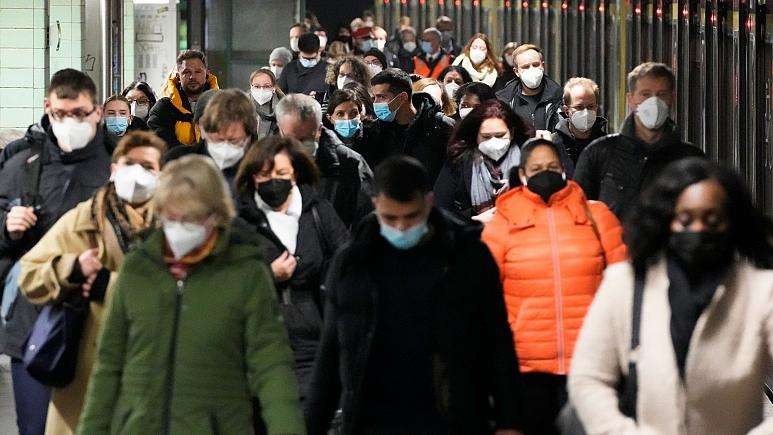 Warga Jerman di masa pandemi Covid-19. (Foto: Euronews)