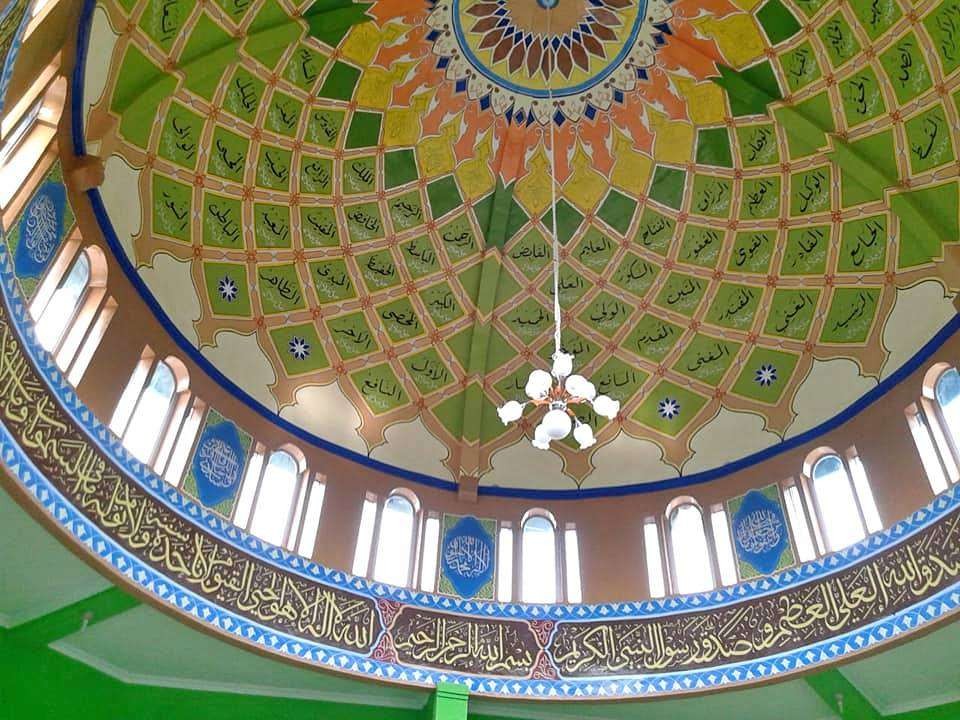 Panorama dalam masjid, di bawah kubah. (Ilustrasi)