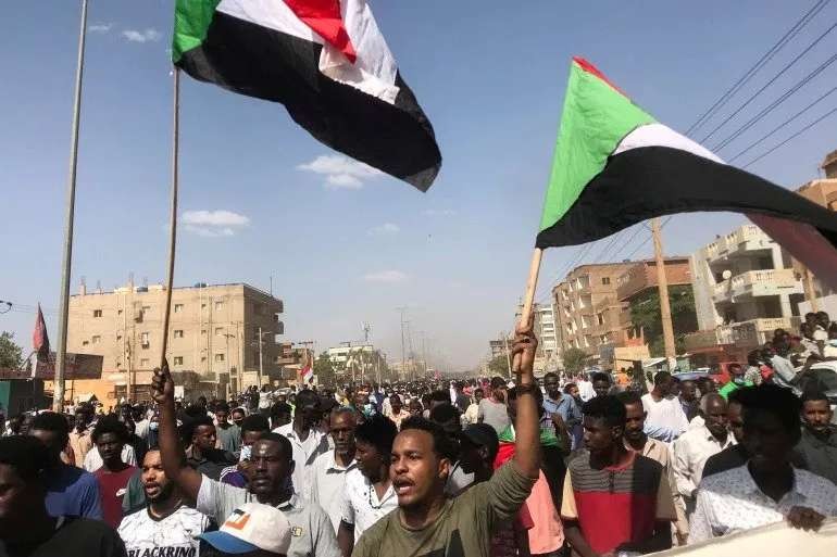 Demonstrasi anti militer Sudan yang menewaskan sejumlah pengunjuk rasa. (Foto: Al-Jazeera)