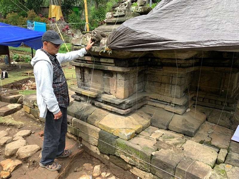 Tim Balai Pelestarian Cagar Budaya (BPCB) Jawa Timur melakukan ekskavasi pada Candi Songgoriti di Desa Songgokerto, Kecamatan Batu, Kota Batu. (Foto; Dok BPCB Jatim)