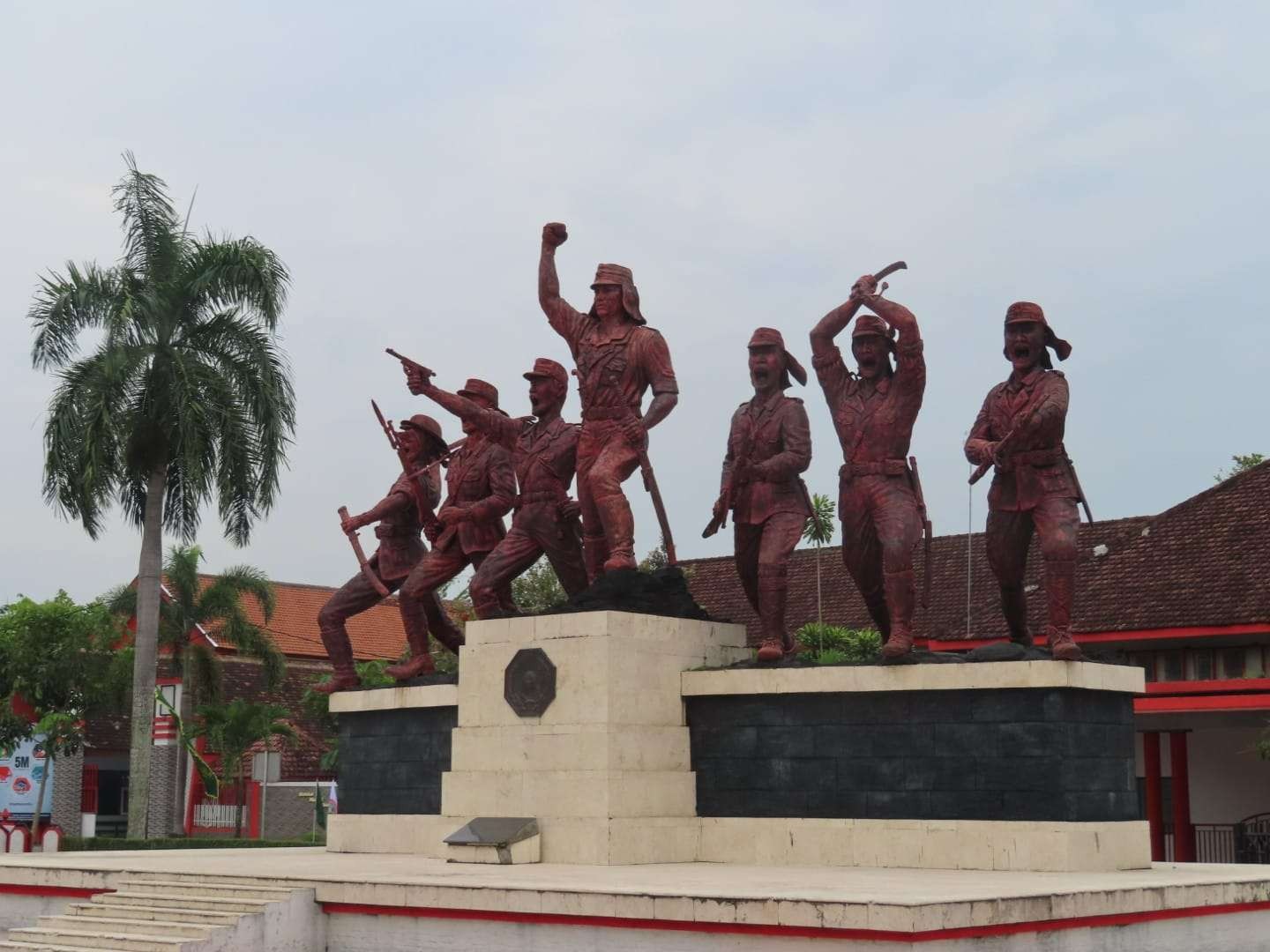 Monumen Markas Peta di Kota Blitar. (Foto: Choirul Anam/Ngopibareng.id)