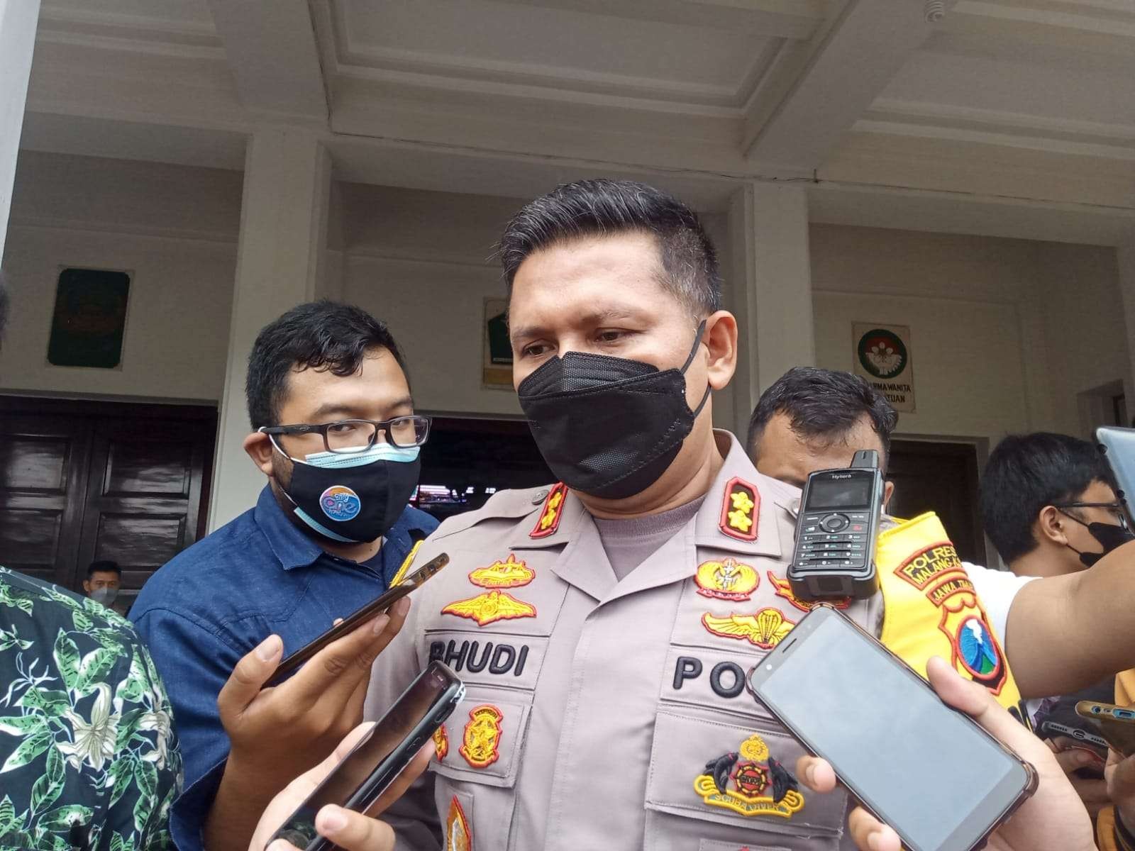 Kapolresta Malang Kota, AKBP Bhudi Hermanto saat ditemui di Balaikota Malang (Foto: Lalu Theo/ngopibareng.id)