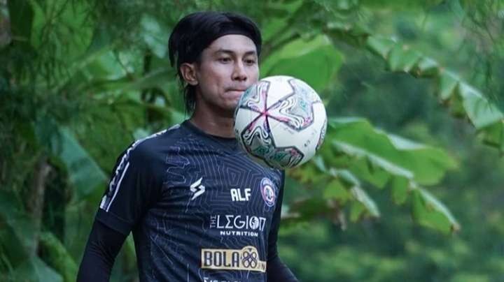 Pemain Arema FC saat menjalani sesi latihan jelang laga kontra Persib Bandung. (Foto: Instagram @aremafcofficial)