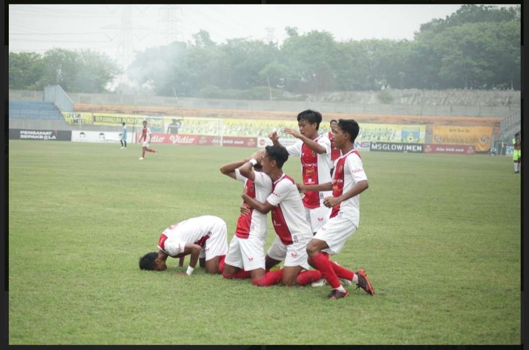 Selebrasi pemain Persedikab dalam merayakan gol ke tim lawan. (Foto: Istimewa)