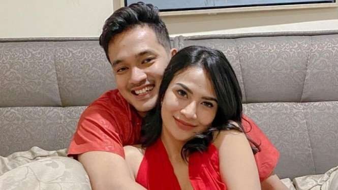 Pasangan sehidup semati Vannesa Angel dan Febri Ardiansyah alias Bibi. (Foto: Instagram)