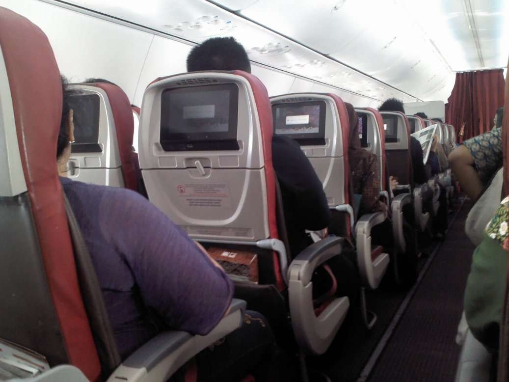 Para penumpang di kabin pesawat. (Ilustrasi)