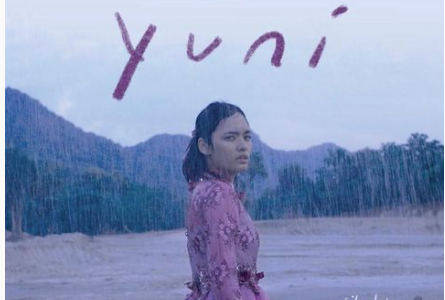 Film yang telah memenangi banyak penghargaan internasional, Yuni, akhirnya diputar di bioskop Indonesia, Kamis 9 Desember 2021. (Foto: instagram)