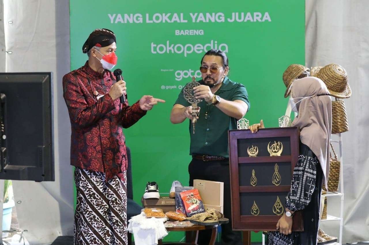 Komitmen Gubernur Ganjar Pranowo mendukung majunya UMKM di Jawa Tengah terus dibuktikan. Salah satunya dengan kerja sama menggandeng GoTo. (Foto: ist)