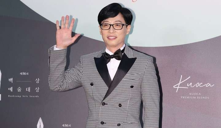 Komedian Yoo Jae-Suk terkonfirmasi positif Covid-19. (Foto: Istimewa)