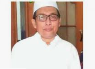 Katib Syuriah PWNU Jawa Tengah KH Ahmad Sya'roni meninggal pada Senin, 20 Desember 2021. Mendiang yang meninggal dalam perjalanan menuju Muktamar NU . (Foto: tribunnews)