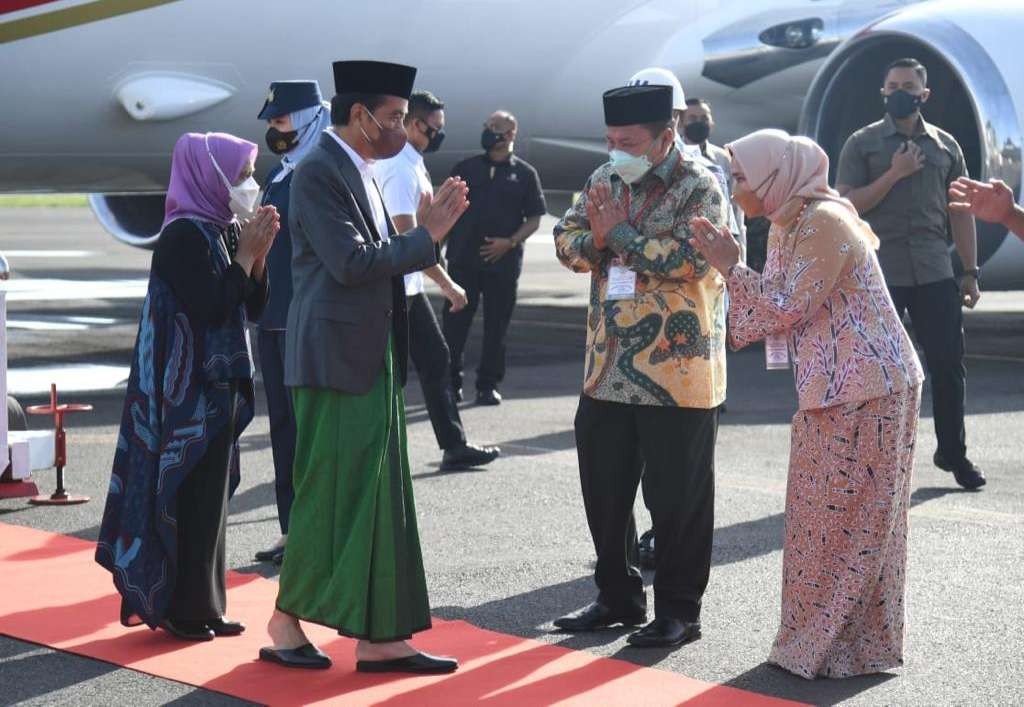 Presiden Joko Widodo Membuka Muktamar NU dengan memakai sarung.(Foto: Setpres)