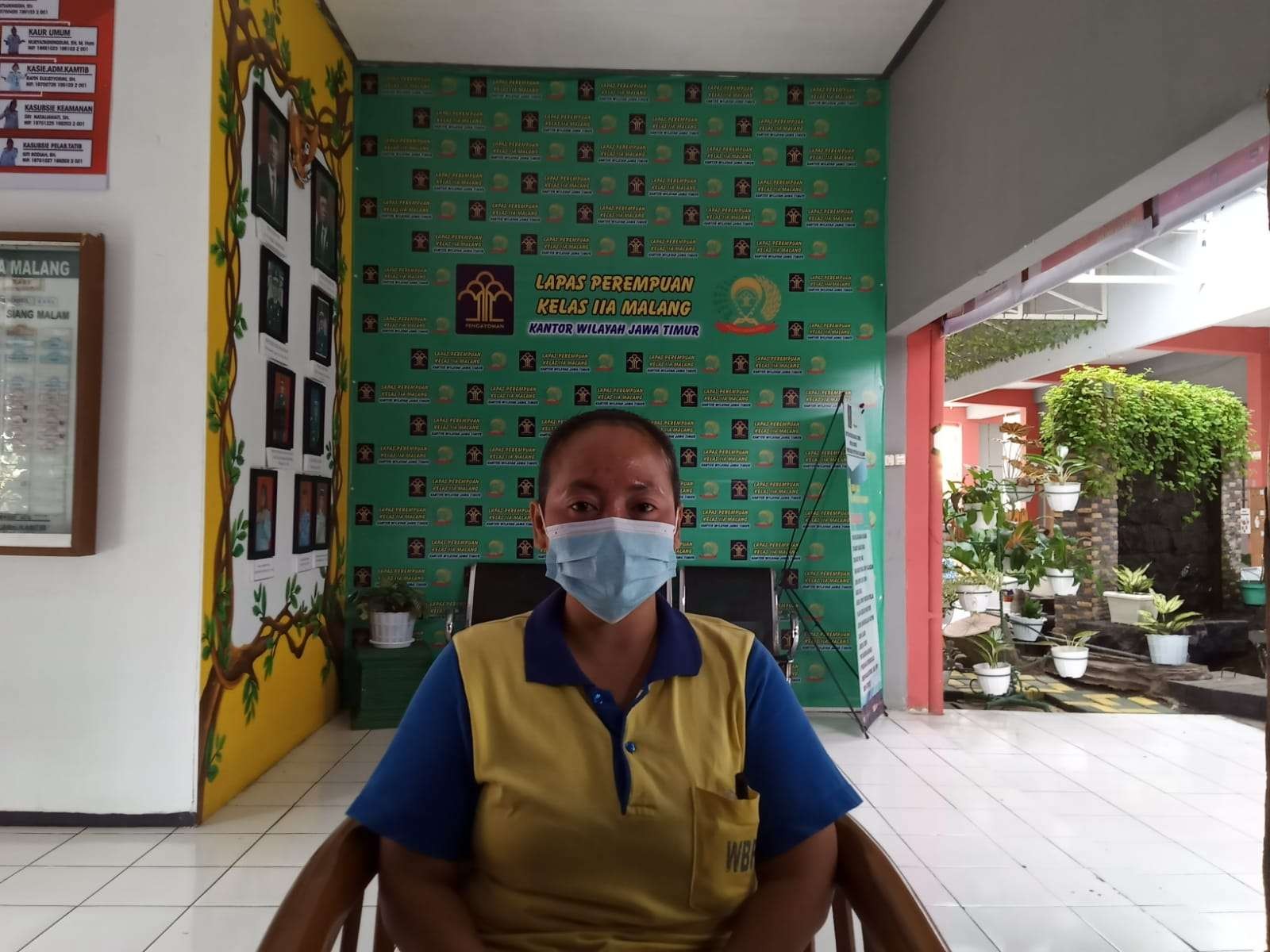 Seorang ibu narapidana kasus narkotika, Kristina Andriani saat ditemui di Lapas Perempuan Kota Malang (Foto: Lalu Theo/ngopibareng.id)