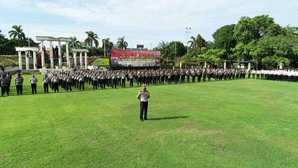 Apel pasukan Operasi Lilin Semeru 2021 di Tugu Pahlawan, Surabaya, Kamis 23 Desember 2021. (Foto: Istimewa)