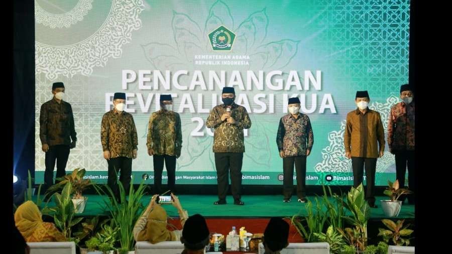 Pencanangan Revitalisasi KUA di Banjarnegara bersama Menteri Agama Yaqut Cholil Qoumas. (Foto: Kemenag)