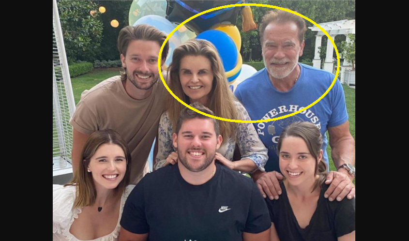 Foto kenangan kemesraan Arnold Schwarzenegger saat kumpul bersama Maria Shriver dan anak-anaknya. (Foto: Istimewa)