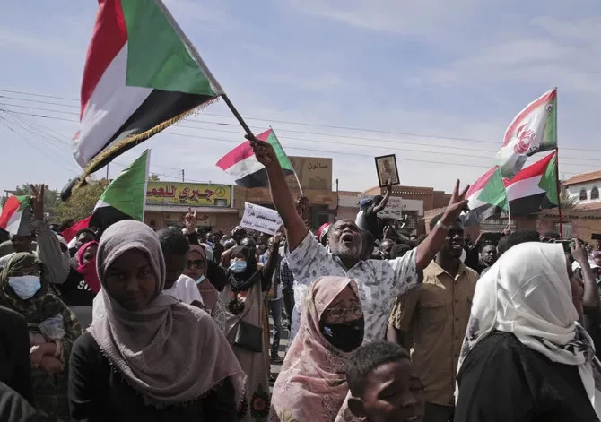 Aktivis pro-demokrasi telah mendesak pengunjuk rasa untuk turun ke jalan pada hari Selasa dan menuju ke istana presiden di Khartoum 'sampai kemenangan tercapai.' (Foto: AP)