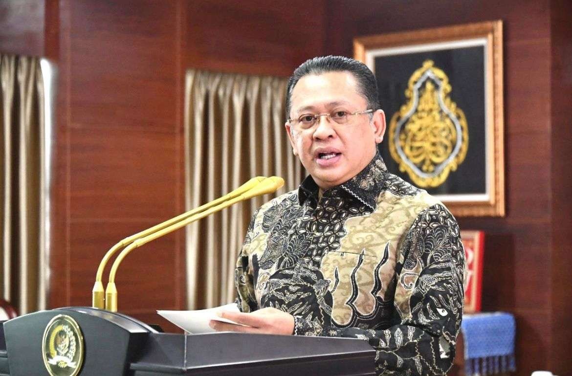 Ketua MPR RI Bambang Soesatyo, vaksin booster harus gratis. (foto: istimewa)