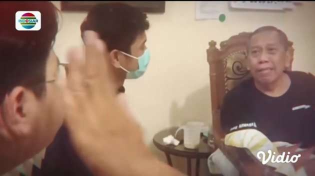 Kondisi Tukul usai menjalani fisioterapi pasca operasi pendarahan otak. (Foto: Vidio.com/Indosiar)