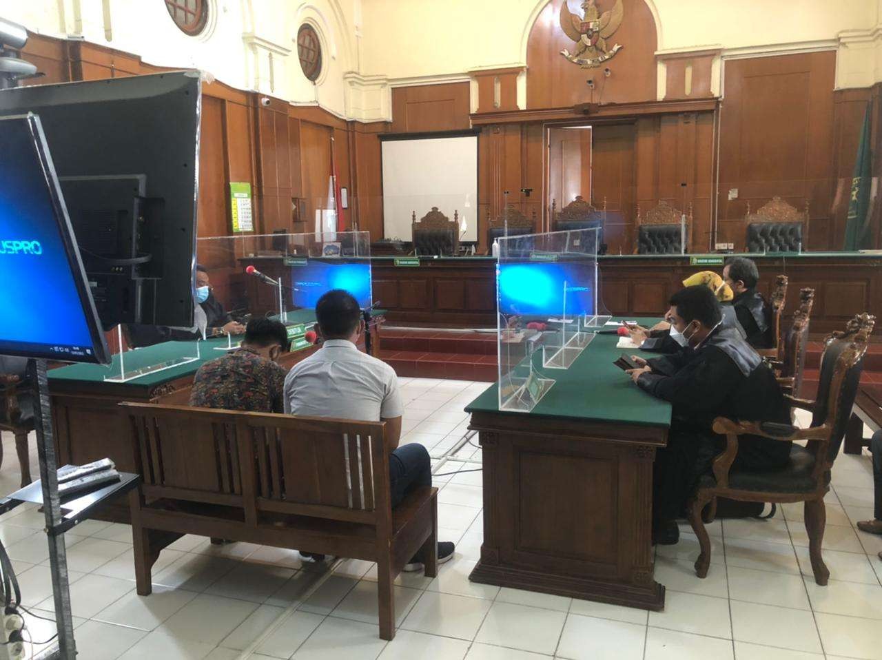 Proses sidang penganiayaan jurnalis Tempo di Pengadilan Negeri Surabaya, Rabu 12 Januari 2022. (Foto:  Andhi Dwi Setiawan/Ngopibareng.id)