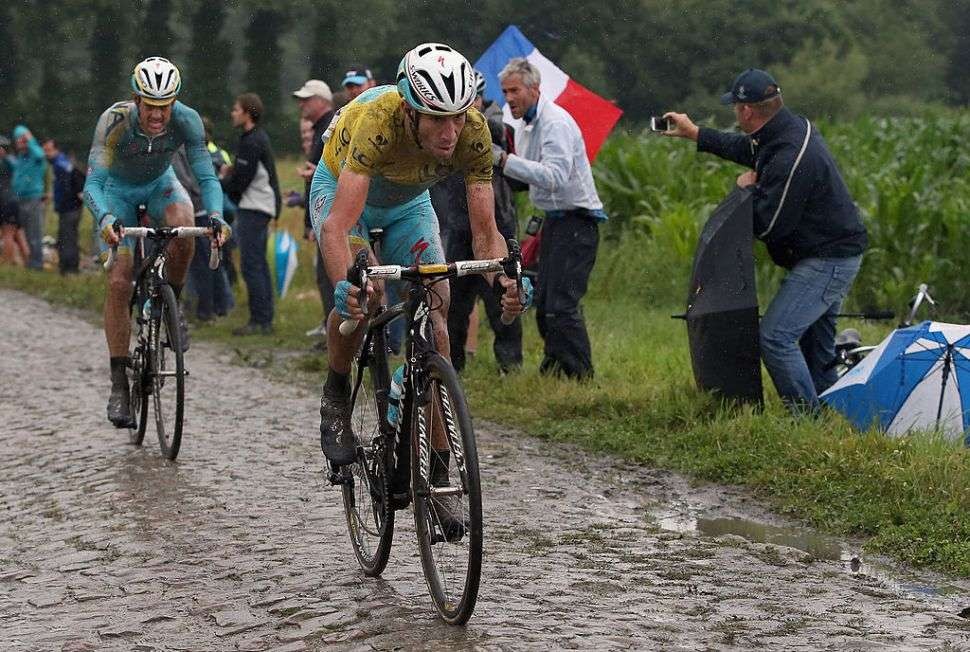 VIncenzo NIbali akan berlaga di Paris Roubaix 2022 untuk pertama kalinya dalam karier balapannya
