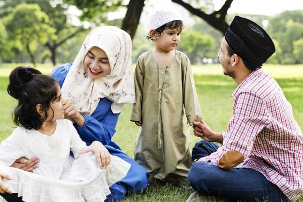 Keluarga Muslim yang bahagia. (Ilustrasi)