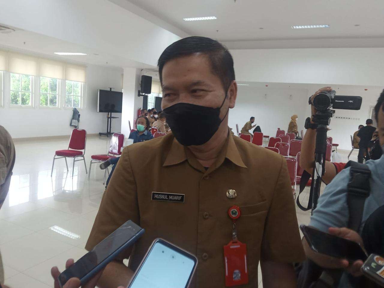 Kepala Dinas Kesehatan (Dinkes) Kota Malang, dokter Husnul Mu'arif saat berada di Mini Block Office (Foto: Lalu Theo/ngopibareng.id)