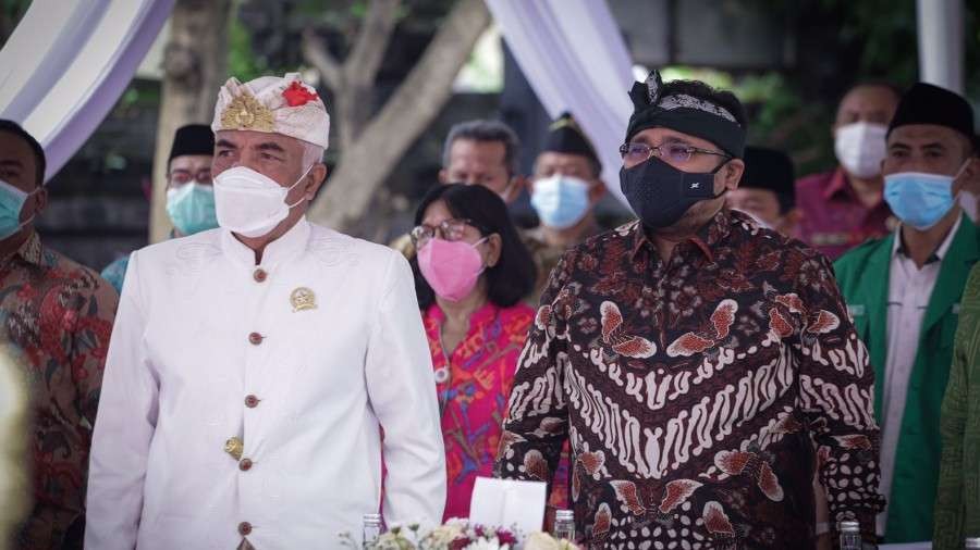 Menag Yaqut Cholil Qoumas bersama tokoh agama di Bali. (Foto: Kemenag)