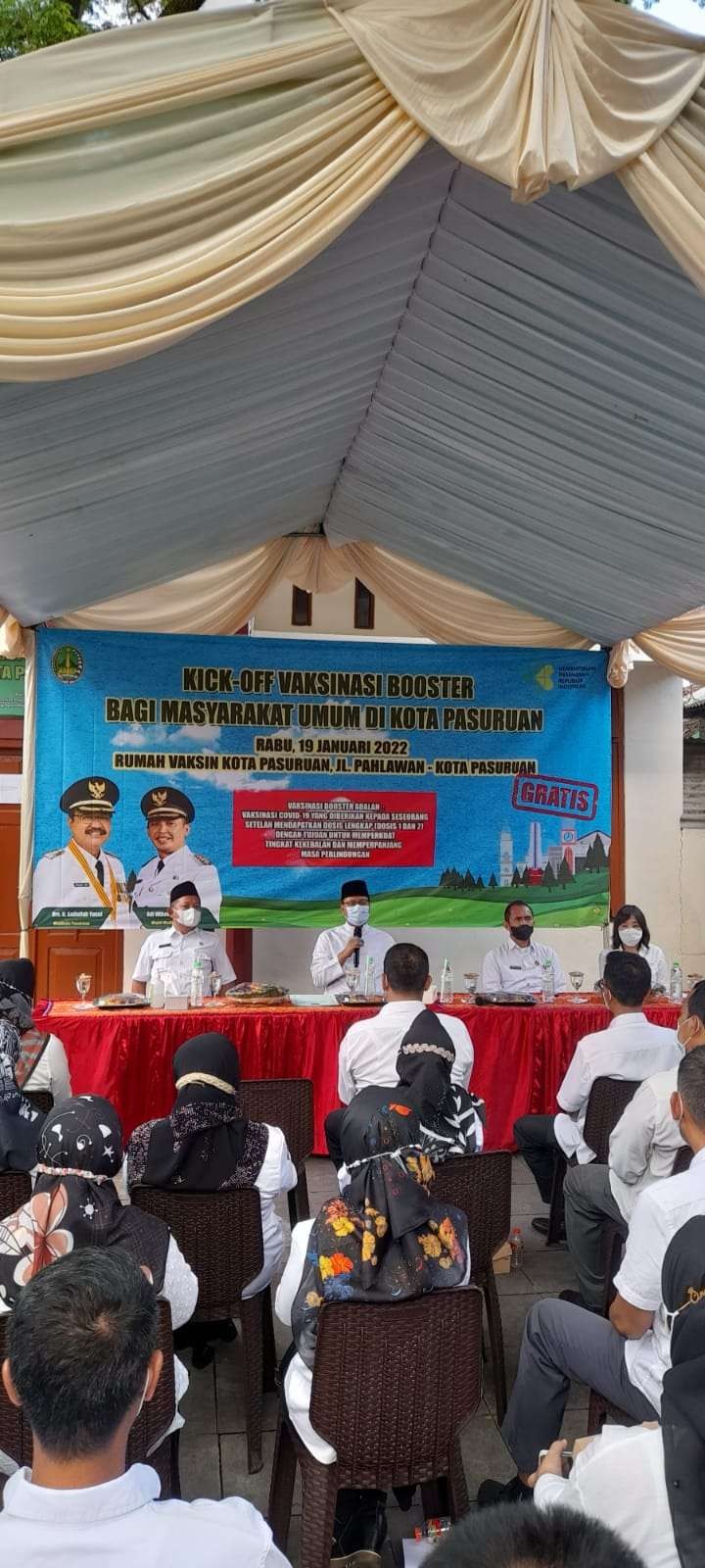 Vaksinasi booster perdana Kota Pasuruan dibuka langsung Gus Ipul (dok Dinas Kominfo Kota Pasuruan)