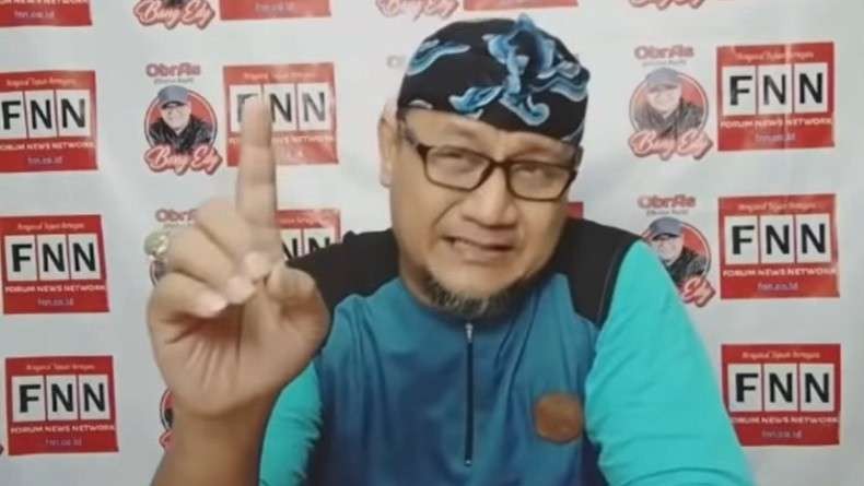 Edi Mulyadi viral karena pernyataannya yang kontroversial soal Ibu Kota Negara (IKN) baru dan Menhan Prabowo Subianto. (Foto: Tangkapan layar YouTube)