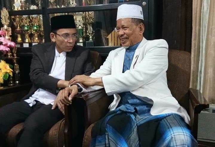 AGH. Prof. Dr. H. M. Faried Wadjedy., Lc., MA bersama M Zainul Majdi alias Tuan Guru Bajang (TGB). (Foto: Istimewa)