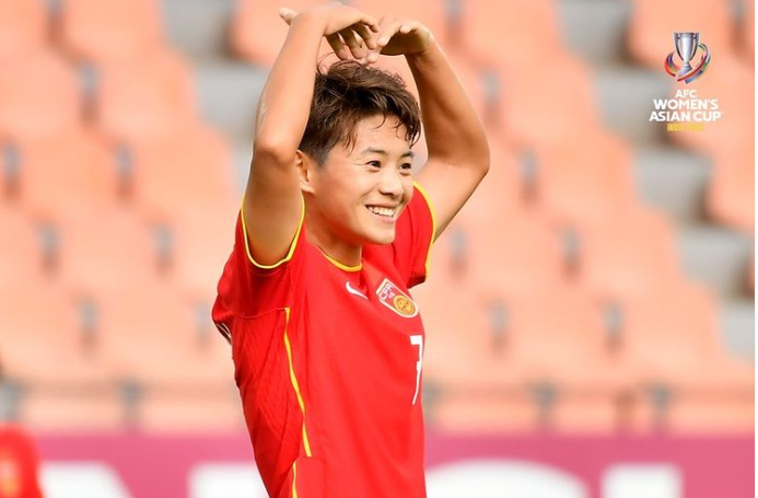 Penyerang Timnas China Wang Shuang. China lolos bersama tujuh negara lain ke babak perempat final Piala Asia Wanita. (Foto: AFC)
