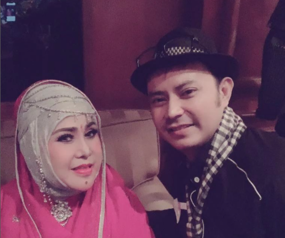 Ratu Dangdut Elvy Sukaesih bersama Jacky Hasan. (Foto: Instagram)