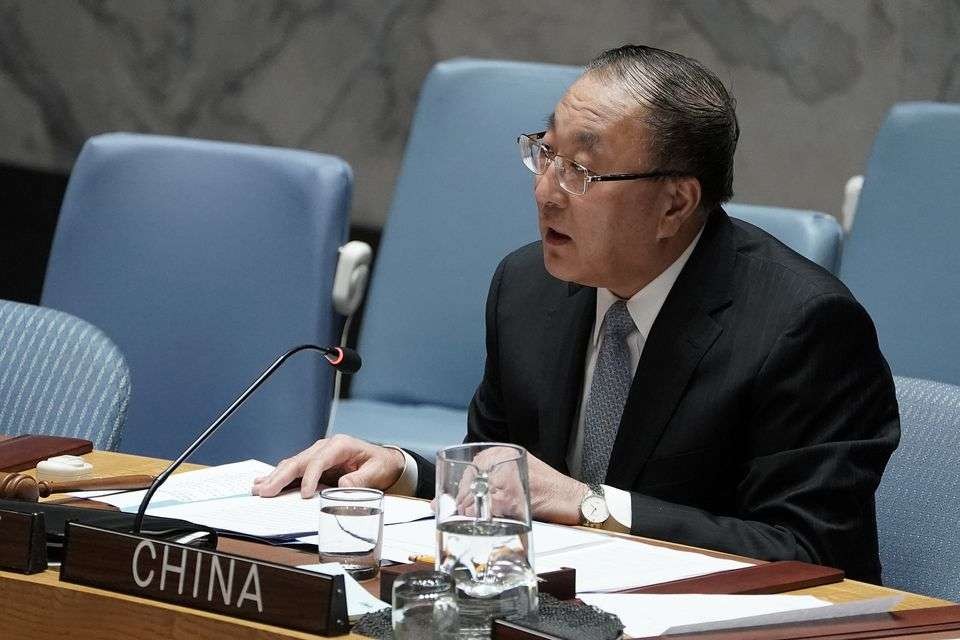 Zhang Jun, Duta Besar Cina untuk PBB berbicara pada pertemuan Dewan Keamanan tentang Afghanistan di Markas Besar PBB di wilayah Manhattan, New York City, New York, AS, 10 Maret 2020. (Foto: Reuters)