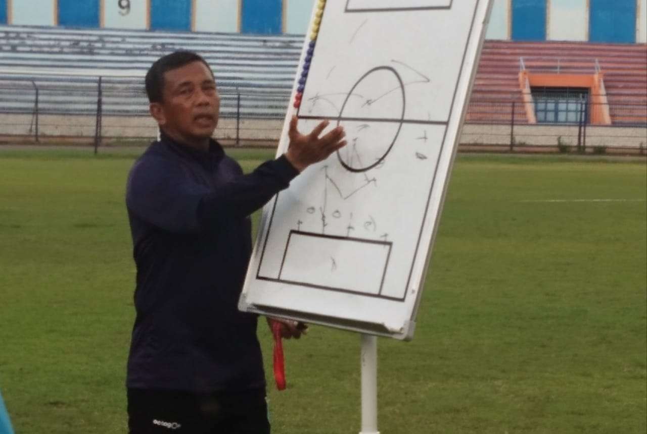 Pelatih Persela Lamongan, Iwan Setiawan. (Foto: Imron Rosidi/Ngopibareng.id)