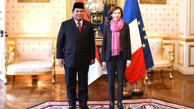 Menteri Pertahanan (Menhan) Prabowo Subianto saat menjamu kedatangan Menhan Prancis Florence Parly di Jakarta, pada Kamis 10 Februari 2022. (Foto: Istimewa)